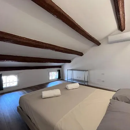 Palazzo Διαμέρισμα *